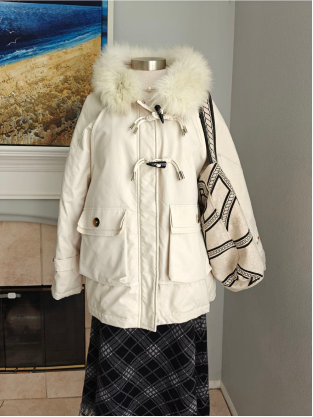 Fox Fur Down Parka — 90% White Duck Down, Jacquard Texture, Adjustable Hem

Bust